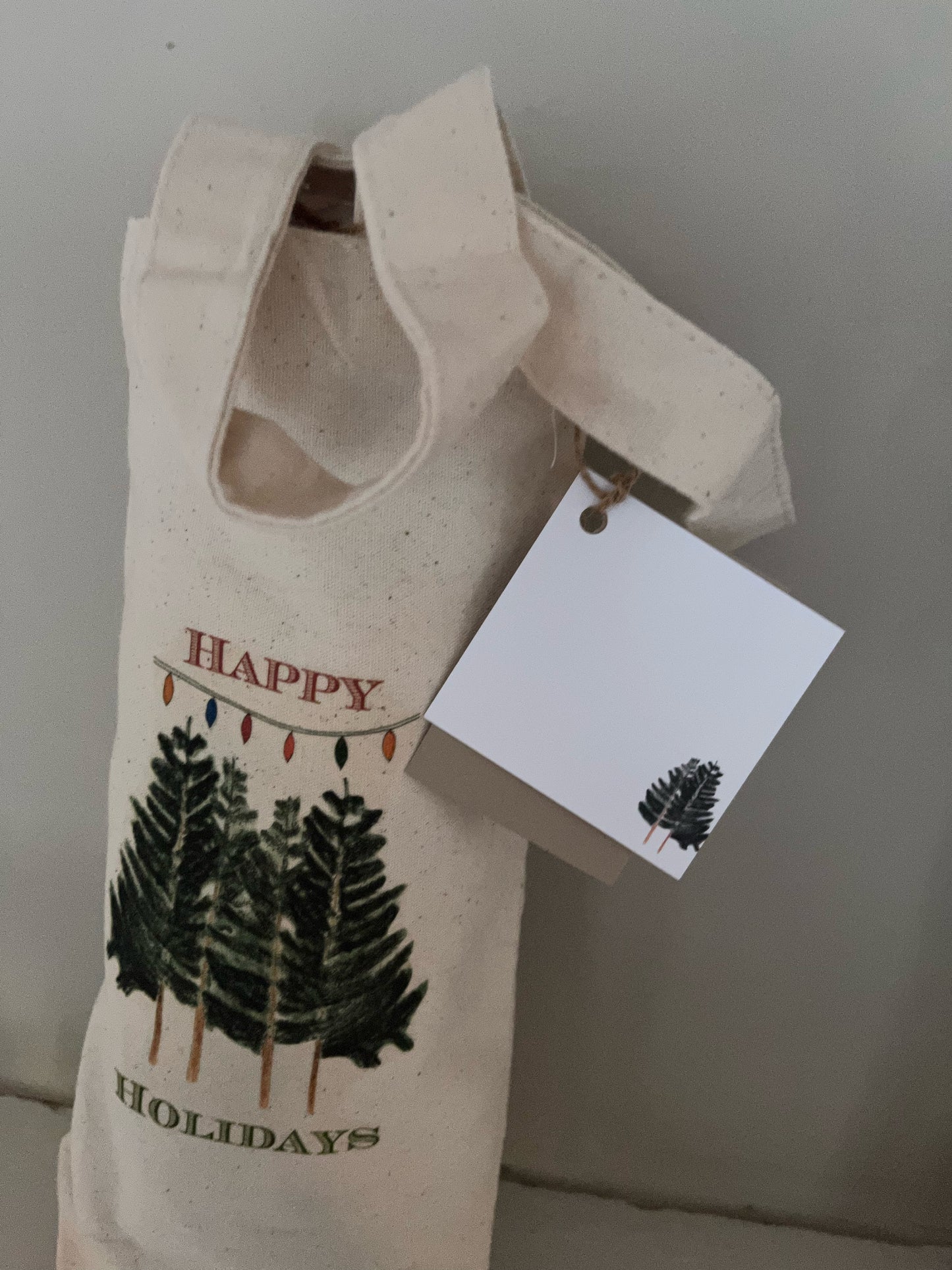 Happy Holiday Fir Trees Wine Bag with Matching Gift Card – Holiday Gift Set