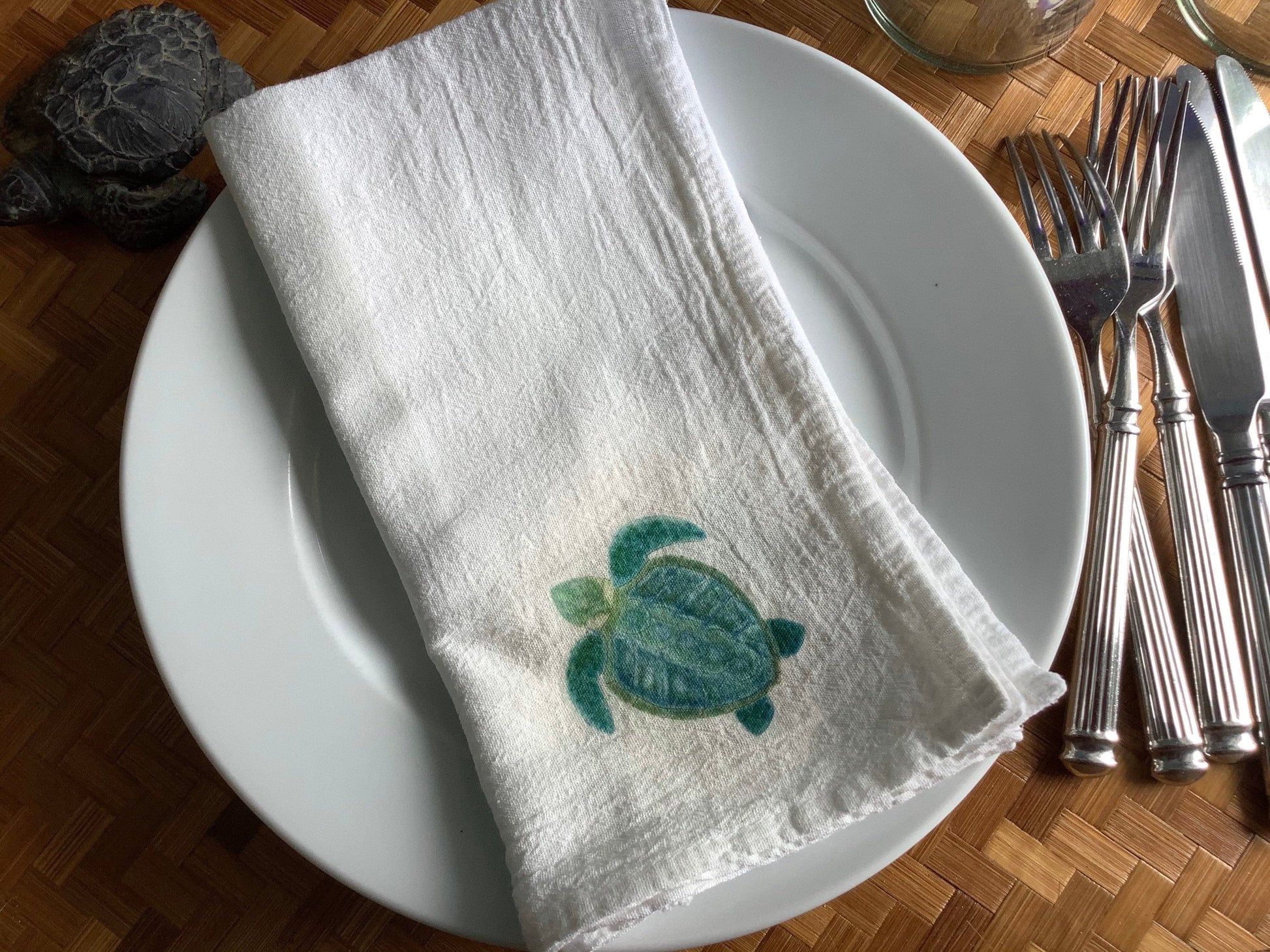 Sea Turtle Beach House Cotton Napkin Set.